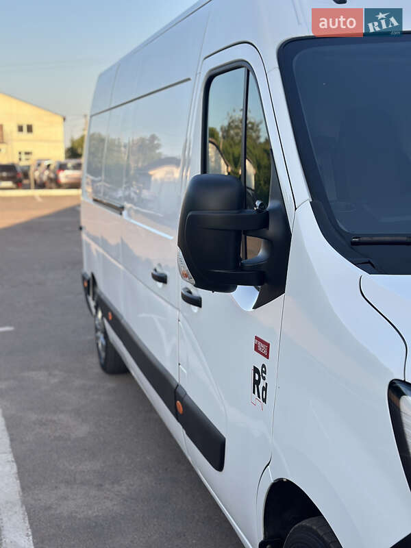 Вантажний фургон Renault Master 2020 в Дубні