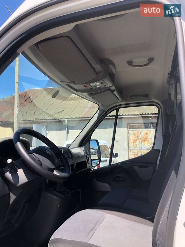 Грузопассажирский фургон Renault Master 2010 в Ковеле