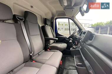 Вантажний фургон Renault Master 2023 в 