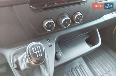 Грузовой фургон Renault Master 2020 в 