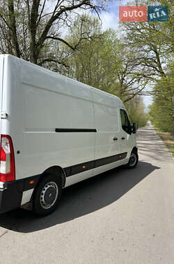 Грузовой фургон Renault Master 2013 в 
