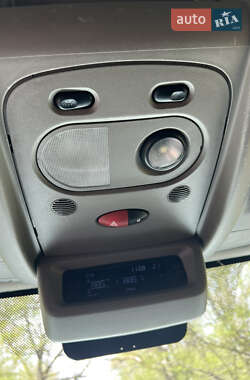 Грузовой фургон Renault Master 2013 в 