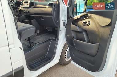 Грузовой фургон Renault Master 2021 в 