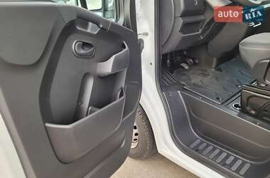 Грузовой фургон Renault Master 2021 в 