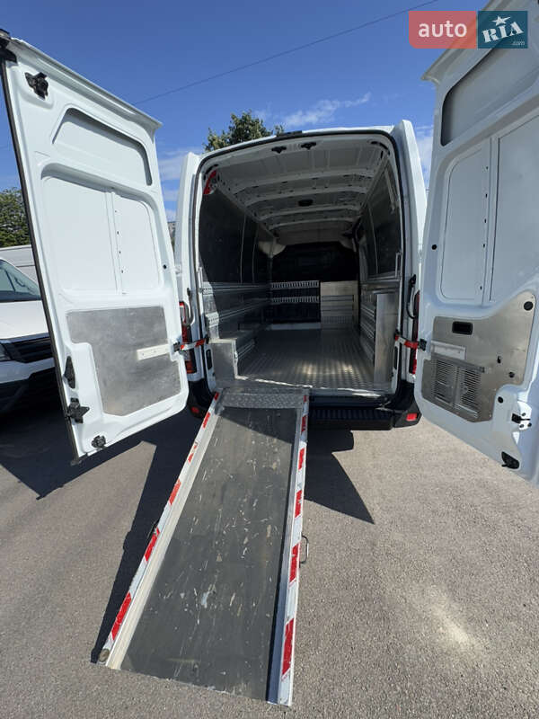Грузовой фургон Renault Master 2017 в Киеве