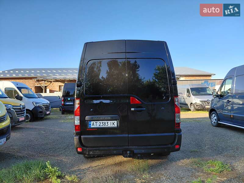 Грузовой фургон Renault Master 2016 в Ивано-Франковске