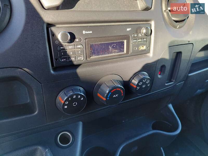 Грузовой фургон Renault Master 2016 в Ивано-Франковске