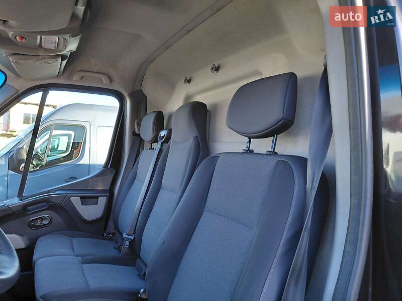 Грузовой фургон Renault Master 2016 в Ивано-Франковске