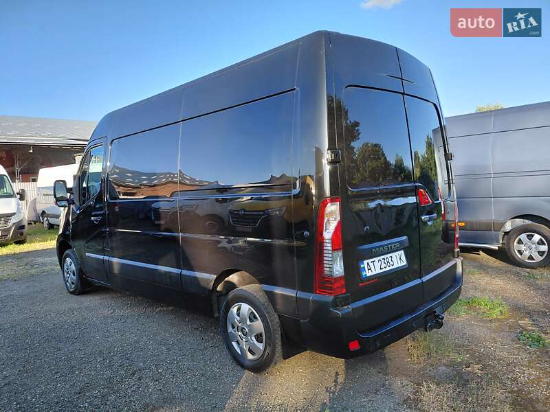 Грузовой фургон Renault Master 2016 в Ивано-Франковске