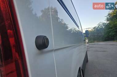 Грузовой фургон Renault Master 2021 в 