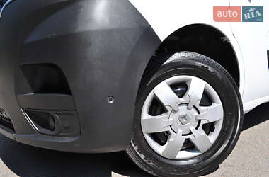 Грузовой фургон Renault Master 2020 в 
