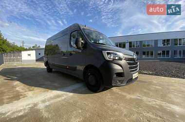 Грузовой фургон Renault Master 2023 в 