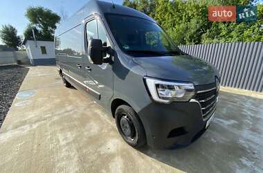 Грузовой фургон Renault Master 2023 в 