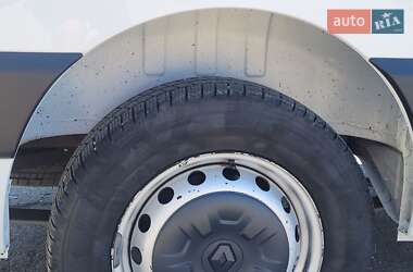 Грузовой фургон Renault Master 2020 в 