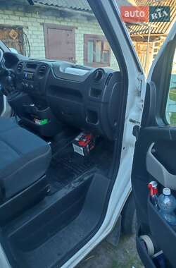 Грузовой фургон Renault Master 2016 в 