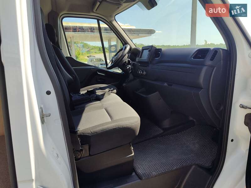 Грузовой фургон Renault Master 2020 в Хмельницком