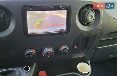 Грузопассажирский фургон Renault Master 2017 в 
