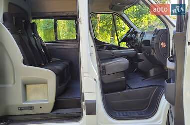 Грузопассажирский фургон Renault Master 2017 в 