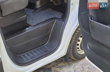 Грузопассажирский фургон Renault Master 2017 в 