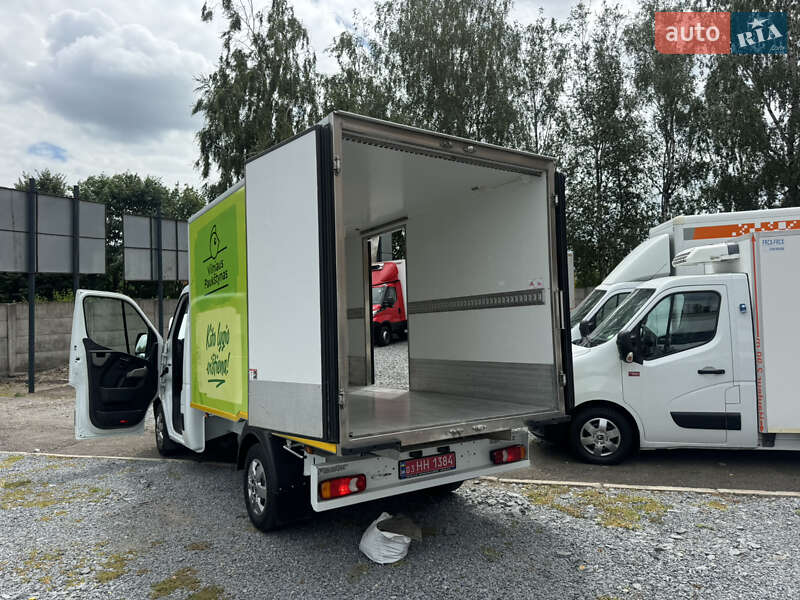 Інші вантажівки Renault Master 2016 в Рівному