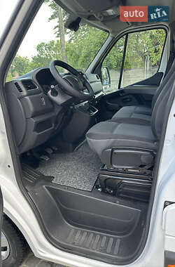 Грузовой фургон Renault Master 2020 в 