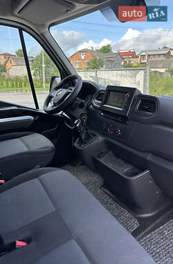 Грузовой фургон Renault Master 2020 в 