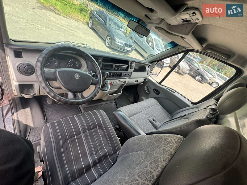 Вантажний фургон Renault Master 2010 в Хмельницькому