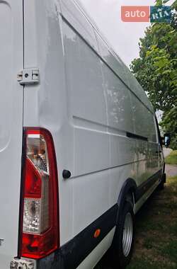 Грузовой фургон Renault Master 2014 в 