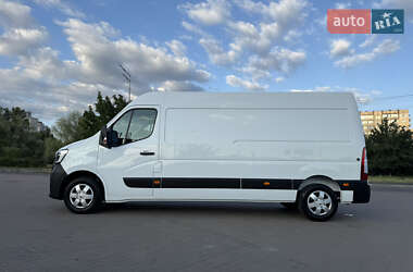 Грузовой фургон Renault Master 2022 в 