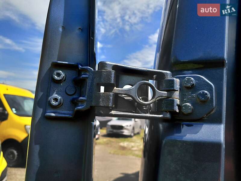 Грузовой фургон Renault Master 2016 в Ивано-Франковске