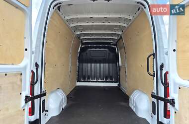 Грузовой фургон Renault Master 2020 в 