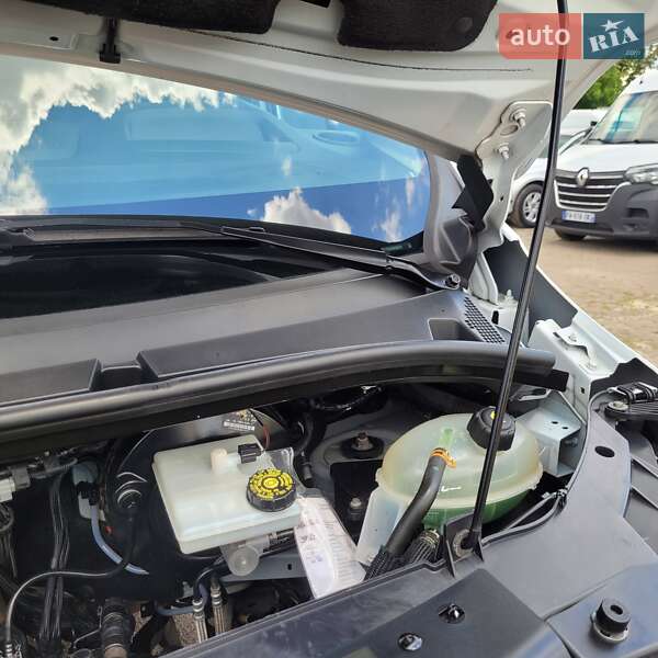 Грузовой фургон Renault Master 2021 в Луцке