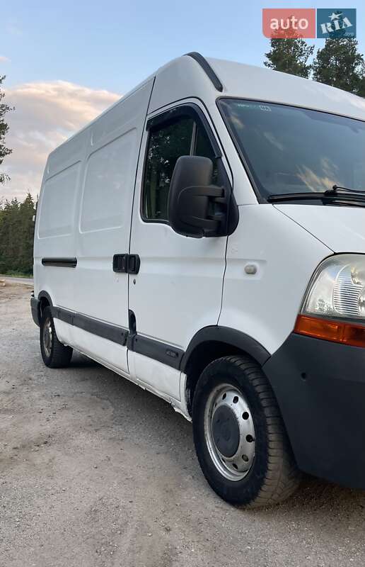 Грузовой фургон Renault Master 2007 в Тараще