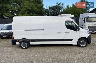 Грузовой фургон Renault Master 2022 в 
