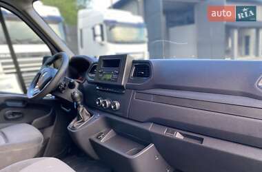 Грузовой фургон Renault Master 2022 в 