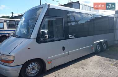 Городской автобус Renault Master 2001 в Обухове