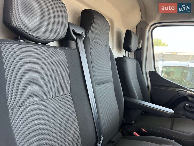 Грузовой фургон Renault Master 2020 в Одессе