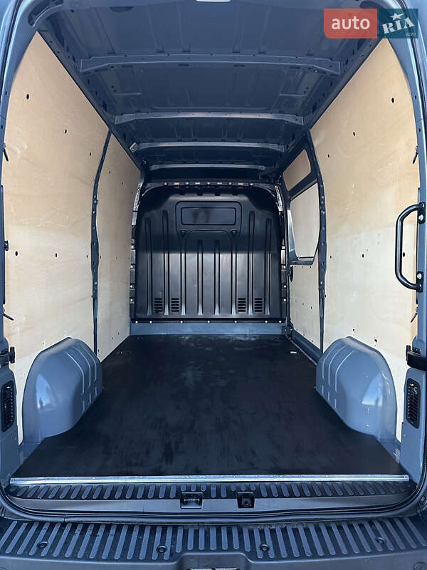 Грузовой фургон Renault Master 2020 в Киеве