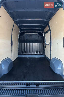 Грузовой фургон Renault Master 2020 в 