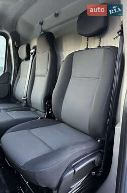 Грузовой фургон Renault Master 2020 в 