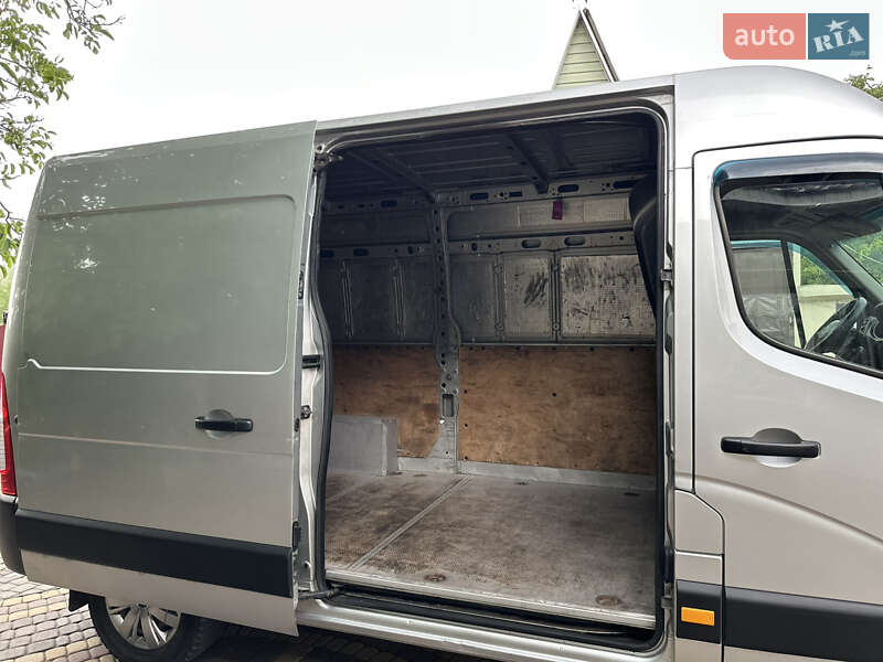Грузовой фургон Renault Master 2017 в Первомайске