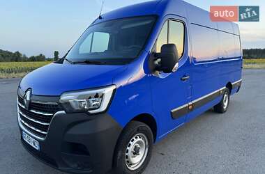 Грузовой фургон Renault Master 2021 в 