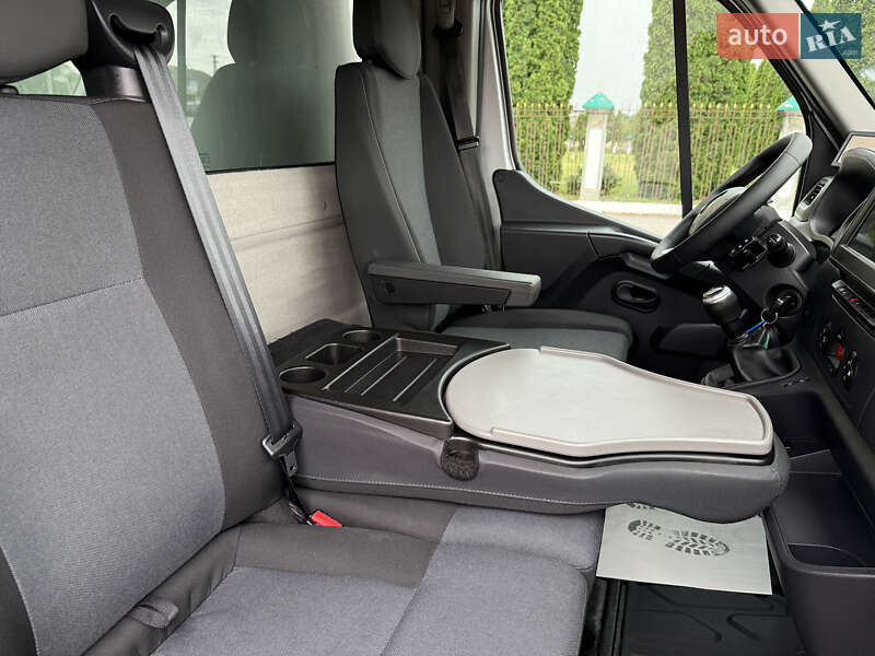 Тентованый Renault Master 2021 в Дубно