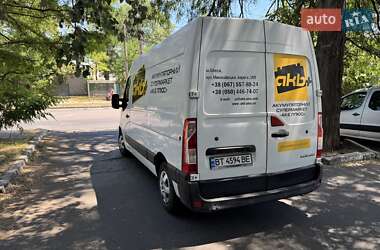 Грузовой фургон Renault Master 2012 в 