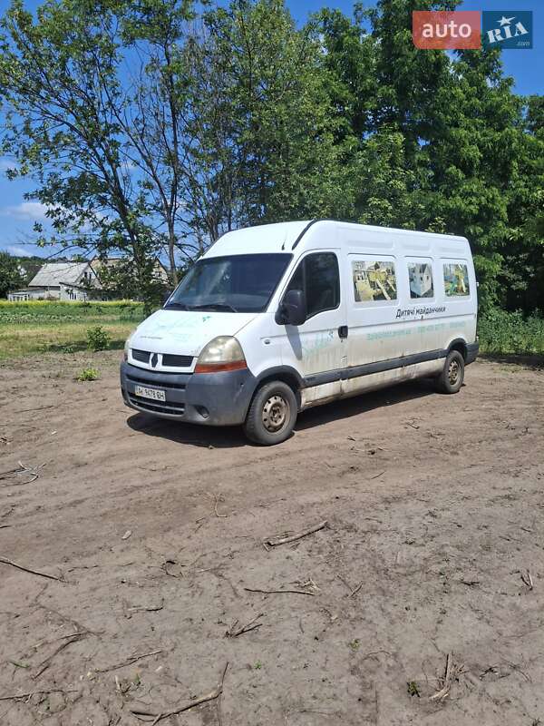 Грузовой фургон Renault Master 2004 в Обухове