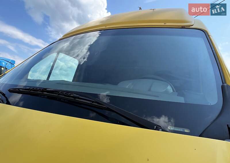 Вантажний фургон Renault Master 2013 в Львові
