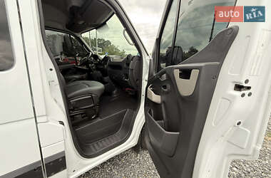 Грузопассажирский фургон Renault Master 2017 в 
