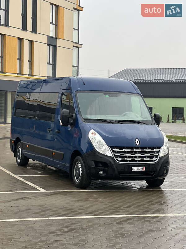Грузопассажирский фургон Renault Master 2013 в 
