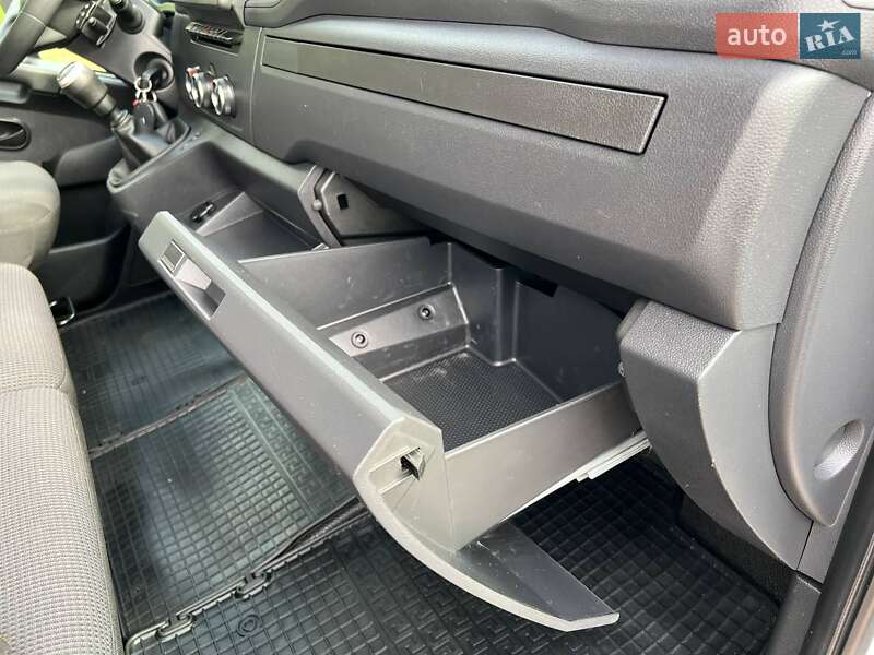 Грузовой фургон Renault Master 2021 в Киеве
