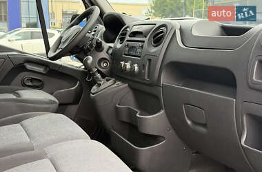 Грузовой фургон Renault Master 2018 в 